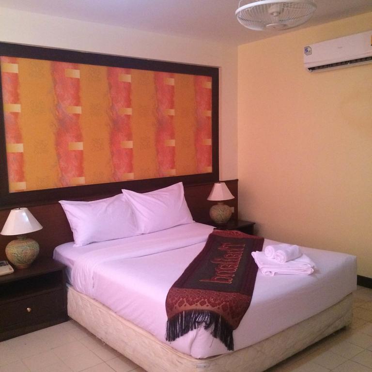 Casanova Inn Pattaya Zewnętrze zdjęcie