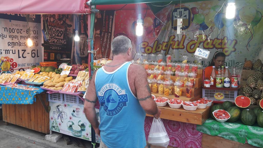 Casanova Inn Pattaya Zewnętrze zdjęcie