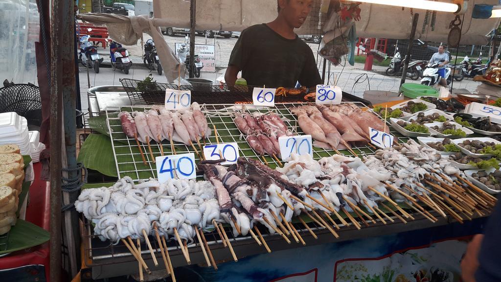 Casanova Inn Pattaya Zewnętrze zdjęcie
