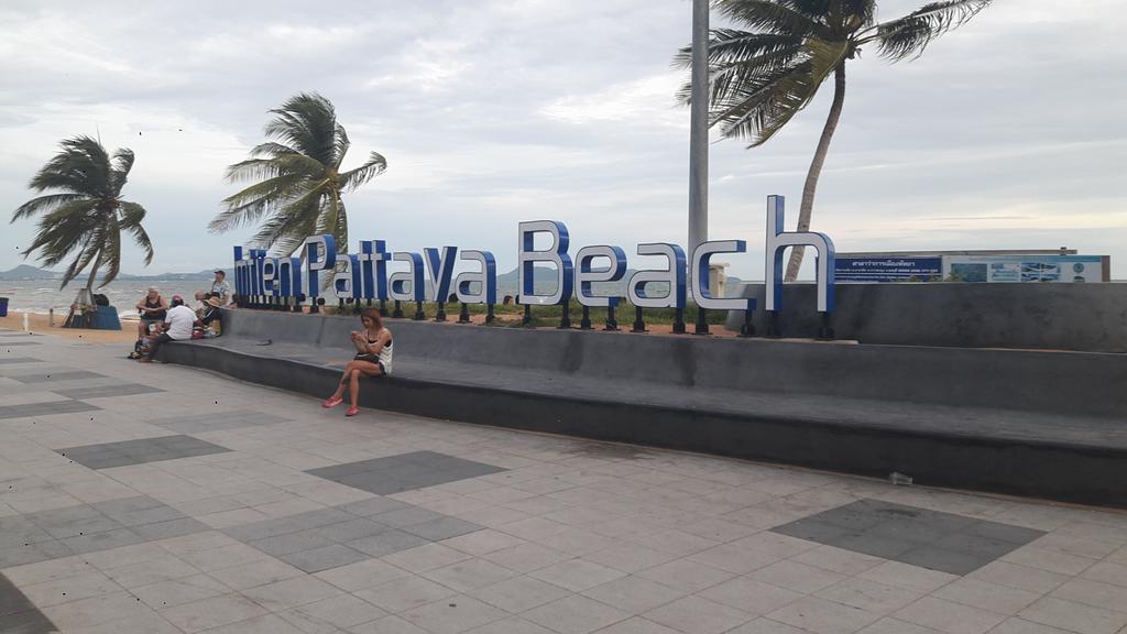 Casanova Inn Pattaya Zewnętrze zdjęcie