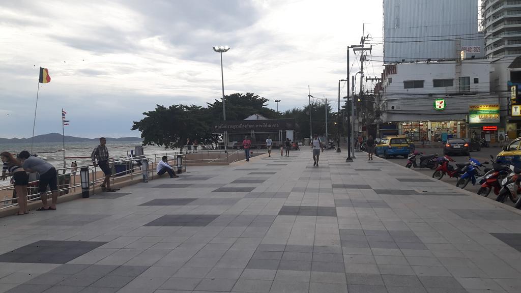 Casanova Inn Pattaya Zewnętrze zdjęcie